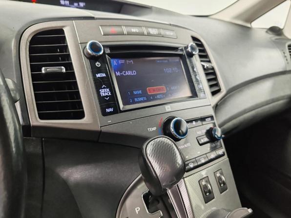 Toyota Venza I Рестайлинг с пробегом 2013 года, цена 1 779 000 рублей, 281363 км, внедорожник, Автокод Объявления
