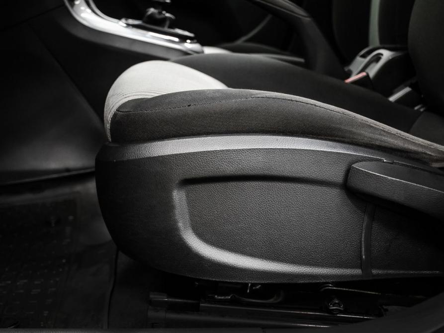 Chevrolet Cruze I Рестайлинг Курган  - изображение 18