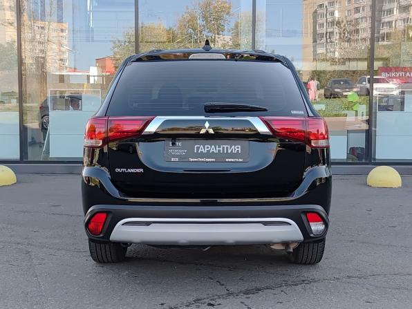 Mitsubishi Outlander III Рестайлинг 3 с пробегом 2021 года, цена 2 730 000 рублей, 58358 км, внедорожник, Автокод Объявления