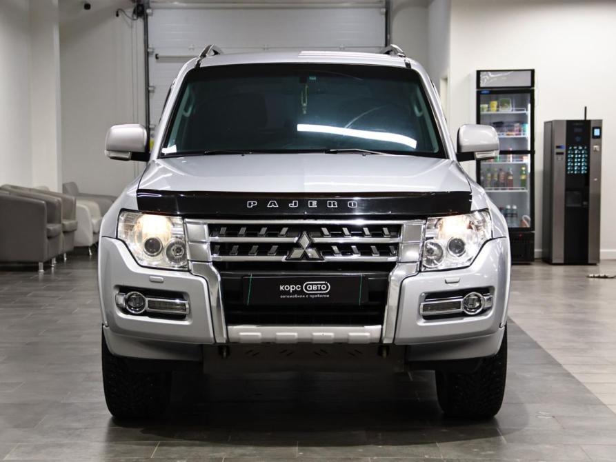 Mitsubishi Pajero IV Рестайлинг 1 Калуга  - изображение 2