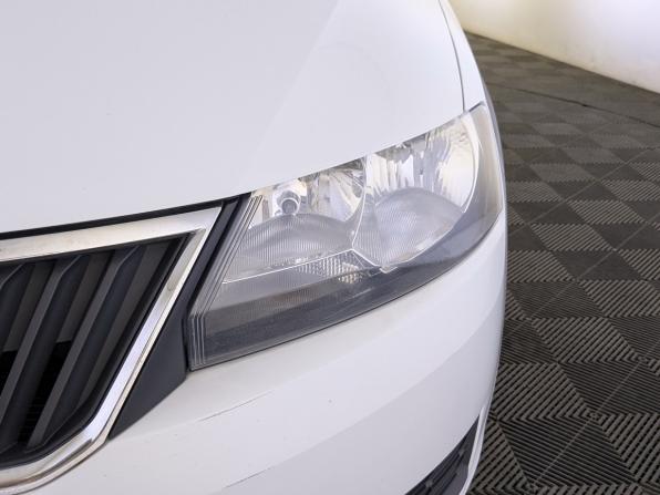 Skoda Rapid I Рестайлинг с пробегом 2019 года, цена 900 000 рублей, 171570 км, лифтбек, Автокод Объявления