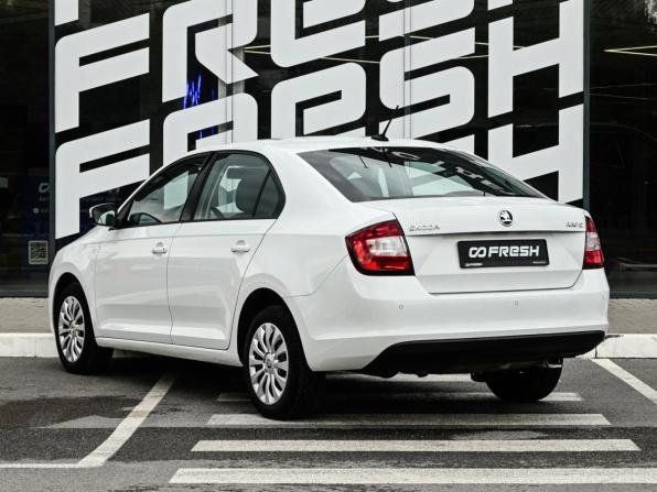 Skoda Rapid I Рестайлинг с пробегом 2019 года, цена 1 409 000 рублей, 88781 км, лифтбек, Автокод Объявления