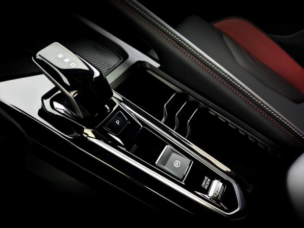 Geely Coolray I Рестайлинг с пробегом 2023 года, цена 2 295 000 рублей, 13241 км, внедорожник, Автокод Объявления