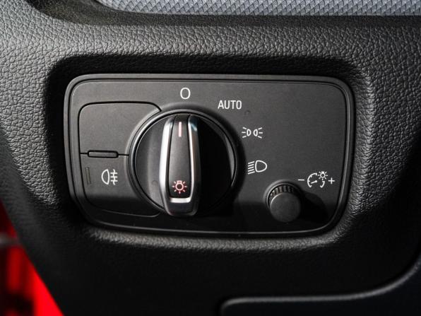 Audi A3 III (8V) с пробегом 2012 года, цена 949 500 рублей, 156161 км, хэтчбек, Автокод Объявления