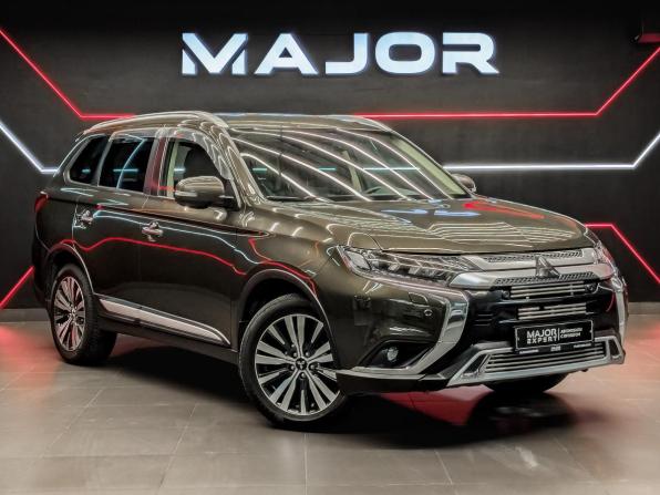 Mitsubishi Outlander III Рестайлинг 3 с пробегом 2019 года, цена 2 050 000 рублей, 102892 км, внедорожник, Автокод Объявления