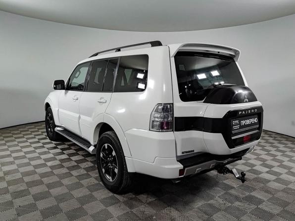 Mitsubishi Pajero IV Рестайлинг 2 с пробегом 2015 года, цена 2 570 000 рублей, 177500 км, внедорожник, Автокод Объявления