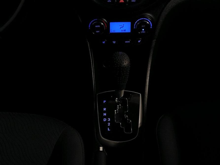 Hyundai Solaris I Москва  - изображение 9