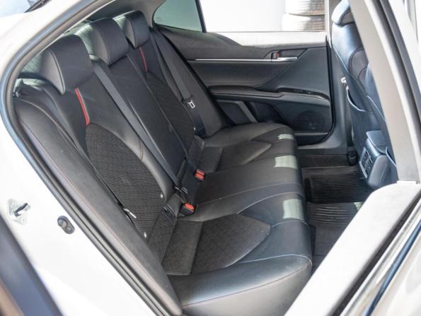Toyota Camry VIII (XV70) Рестайлинг с пробегом 2021 года, цена 3 200 000 рублей, 91599 км, седан, Автокод Объявления