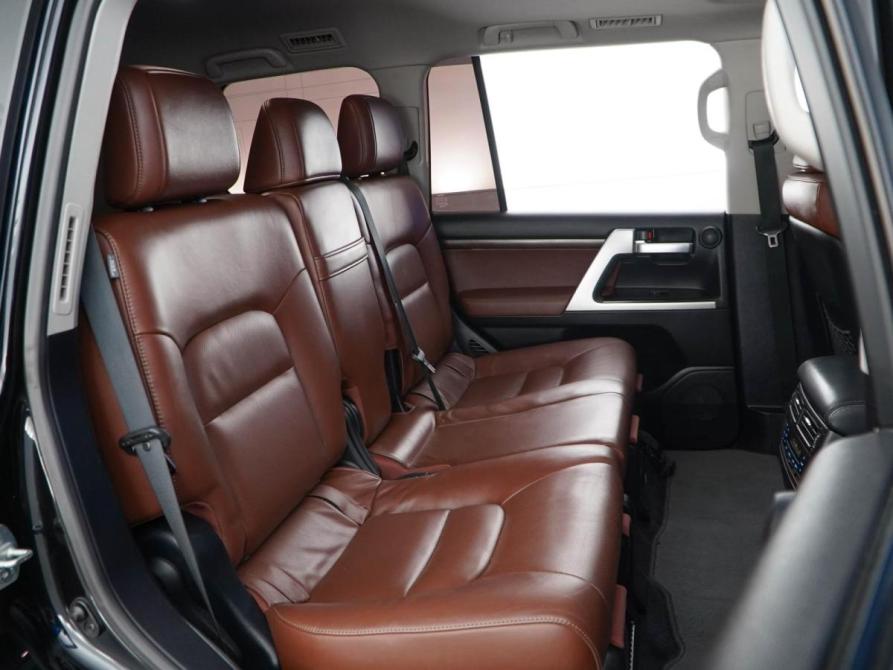 Toyota Land Cruiser 200 Series Рестайлинг 2 Москва  - изображение 7