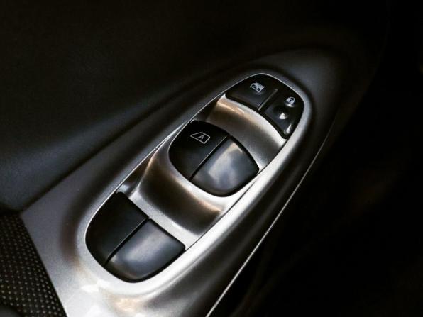 Nissan Juke I с пробегом 2011 года, цена 1 045 000 рублей, 206824 км, внедорожник, Автокод Объявления
