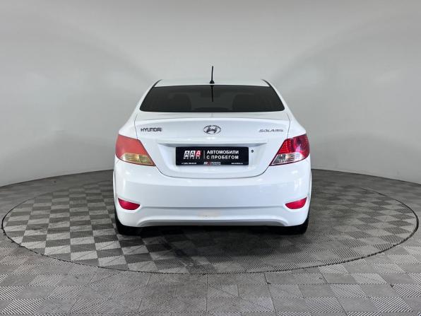 Hyundai Solaris I с пробегом 2013 года, цена 670 000 рублей, 172040 км, седан, Автокод Объявления