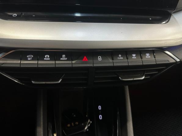 Skoda Octavia IV (A8) с пробегом 2021 года, цена 2 149 000 рублей, 171898 км, лифтбек, Автокод Объявления