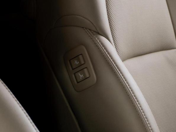 Toyota Alphard III Рестайлинг с пробегом 2018 года, цена 4 200 000 рублей, 88678 км, минивэн, Автокод Объявления