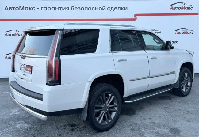Cadillac Escalade IV с пробегом 2016 года, цена 4 688 000 рублей, 140237 км, внедорожник, Автокод Объявления