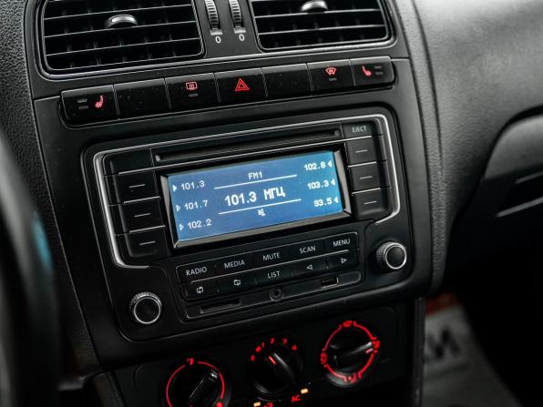Volkswagen Polo V с пробегом 2012 года, цена 875 000 рублей, 174594 км, седан, Автокод Объявления