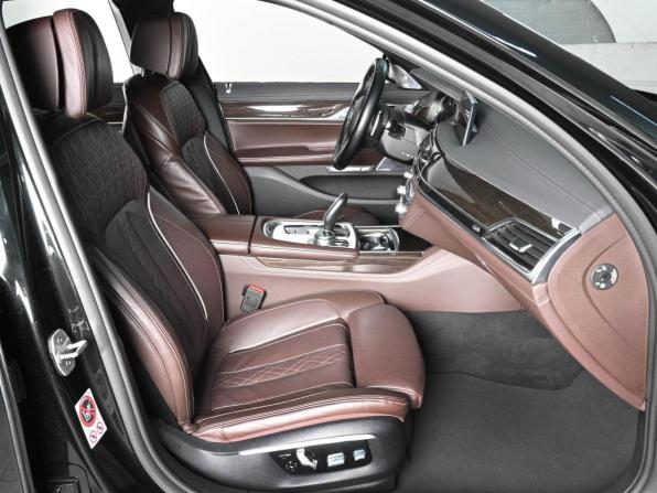 BMW 7 серии VI (G11/G12) с пробегом 2015 года, цена 3 350 000 рублей, 206445 км, седан, Автокод Объявления