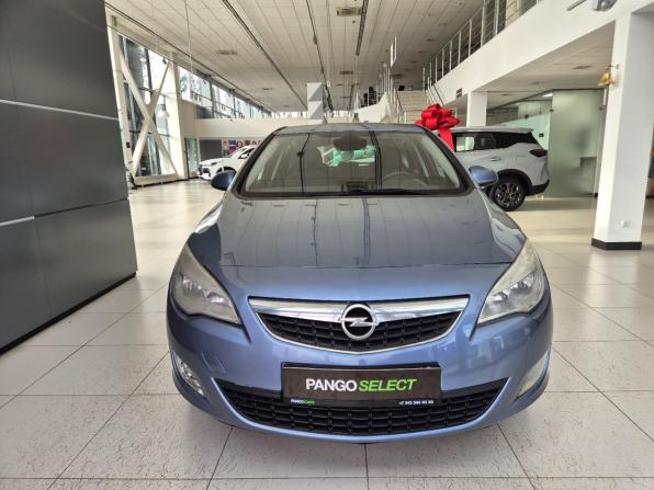 Opel Astra J с пробегом 2010 года, цена 479 000 рублей, 158484 км, хэтчбек, Автокод Объявления