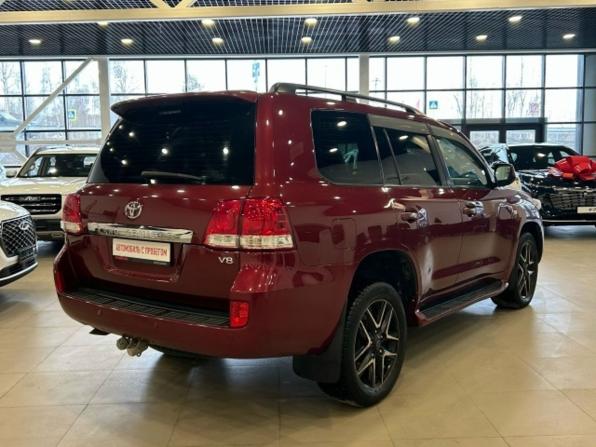 Toyota Land Cruiser 200 Series с пробегом 2008 года, цена 2 399 000 рублей, 500000 км, внедорожник, Автокод Объявления
