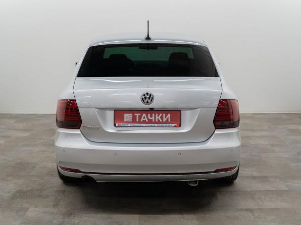 Volkswagen Polo V Рестайлинг с пробегом 2019 года, цена 1 280 000 рублей, 105000 км, седан, Автокод Объявления