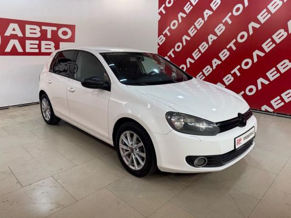 Volkswagen Golf VI