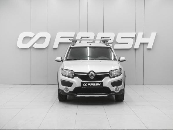 Renault Sandero II с пробегом 2017 года, цена 879 000 рублей, 193273 км, хэтчбек, Автокод Объявления