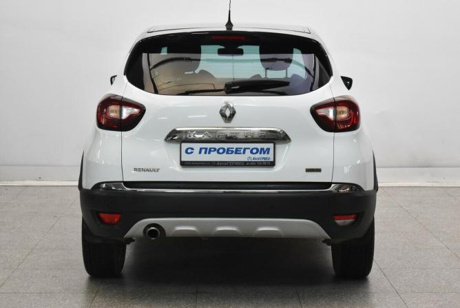 Renault Kaptur I с пробегом 2017 года, цена 1 490 000 рублей, 117009 км, внедорожник, Автокод Объявления