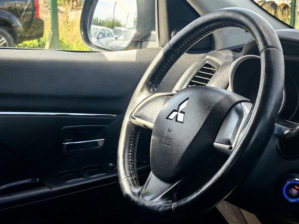 Mitsubishi ASX I с пробегом 2013 года, цена 739 000 рублей, 283101 км, внедорожник, Автокод Объявления