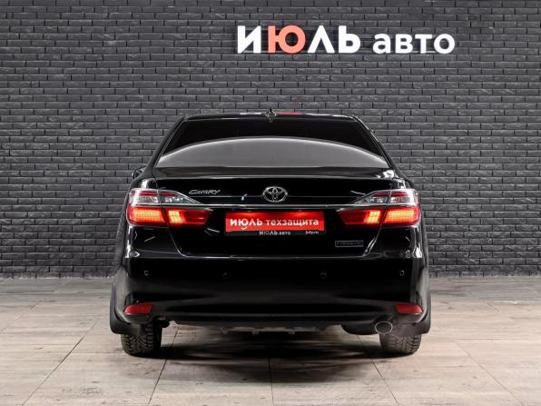 Toyota Camry VII (XV50) Рестайлинг 2 с пробегом 2018 года, цена 2 500 000 рублей, 105423 км, седан, Автокод Объявления