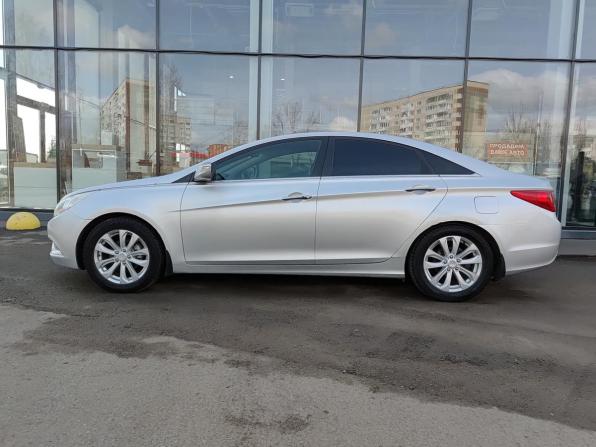 Hyundai Sonata VI (YF) с пробегом 2010 года, цена 862 800 рублей, 198412 км, седан, Автокод Объявления