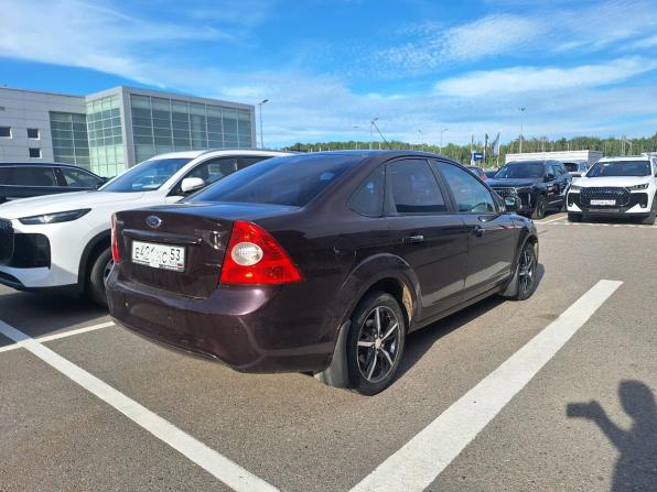 Ford Focus II Рестайлинг с пробегом 2010 года, цена 395 000 рублей, 285212 км, седан, Автокод Объявления