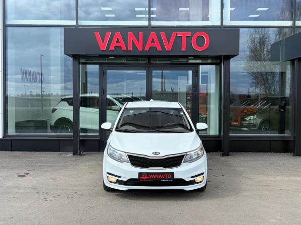 Kia Rio III Рестайлинг с пробегом 2017 года, цена 1 100 000 рублей, 142710 км, хэтчбек, Автокод Объявления