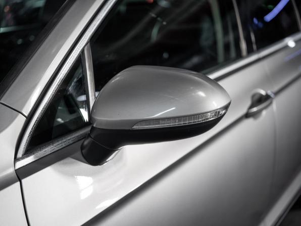 Volkswagen Passat B8 с пробегом 2015 года, цена 1 349 500 рублей, 147629 км, седан, Автокод Объявления