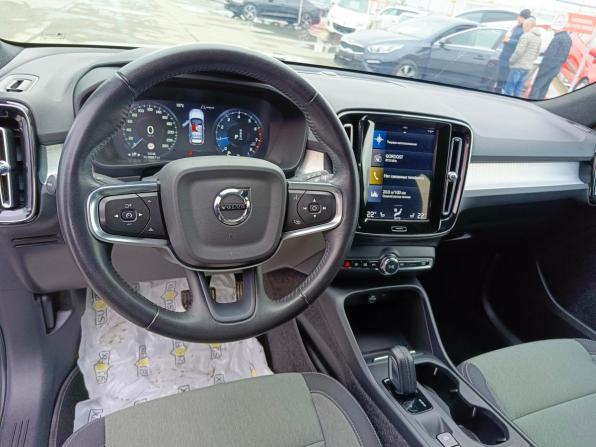 Volvo XC40 I с пробегом 2021 года, цена 2 699 995 рублей, 74745 км, внедорожник, Автокод Объявления