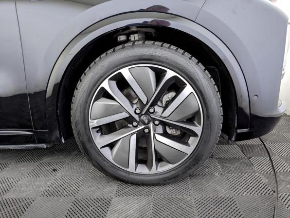 Li Auto (Lixiang) L9 I с пробегом 2023 года, цена 6 900 000 рублей, 21556 км, внедорожник, Автокод Объявления