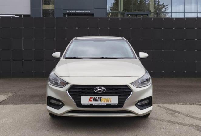 Hyundai Solaris II с пробегом 2018 года, цена 1 200 000 рублей, 118891 км, седан, Автокод Объявления