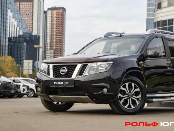 Nissan Terrano III (D10) с пробегом 2014 года, цена 1 048 000 рублей, 131890 км, внедорожник, Автокод Объявления
