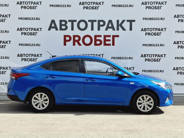 Hyundai Solaris II Рестайлинг с пробегом 2021 года, цена 1 355 000 рублей, 135300 км, седан, Автокод Объявления