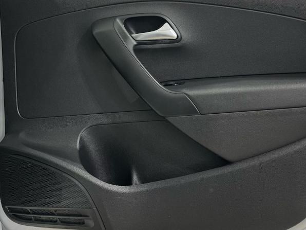 Volkswagen Polo V с пробегом 2011 года, цена 720 000 рублей, 81646 км, седан, Автокод Объявления