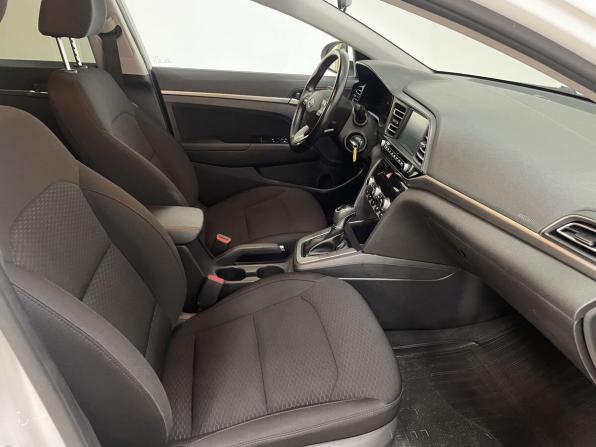 Hyundai Elantra VI (AD) Рестайлинг с пробегом 2019 года, цена 1 549 000 рублей, 127970 км, седан, Автокод Объявления