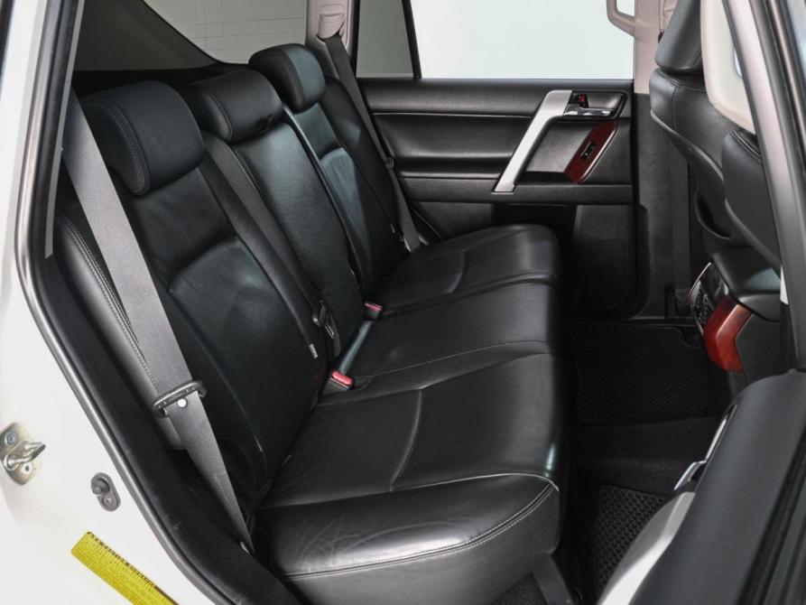 Toyota Land Cruiser Prado 150 Series Рестайлинг 1 Ростов-на-Дону  - изображение 7