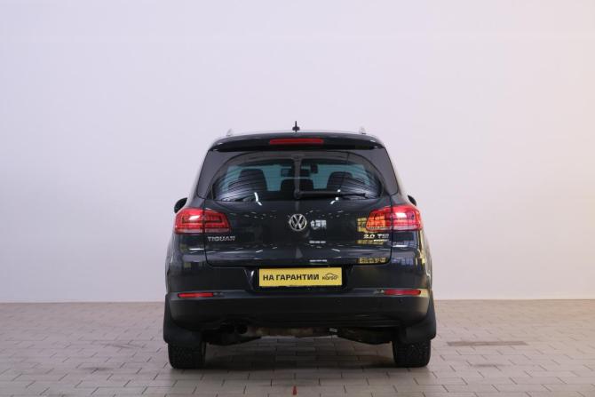 Volkswagen Tiguan I Рестайлинг с пробегом 2015 года, цена 1 849 000 рублей, 170305 км, внедорожник, Автокод Объявления