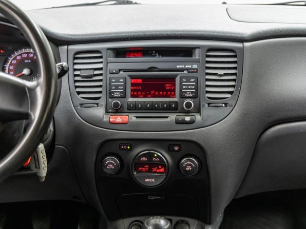 Kia Rio II Рестайлинг с пробегом 2011 года, цена 588 000 рублей, 154131 км, хэтчбек, Автокод Объявления