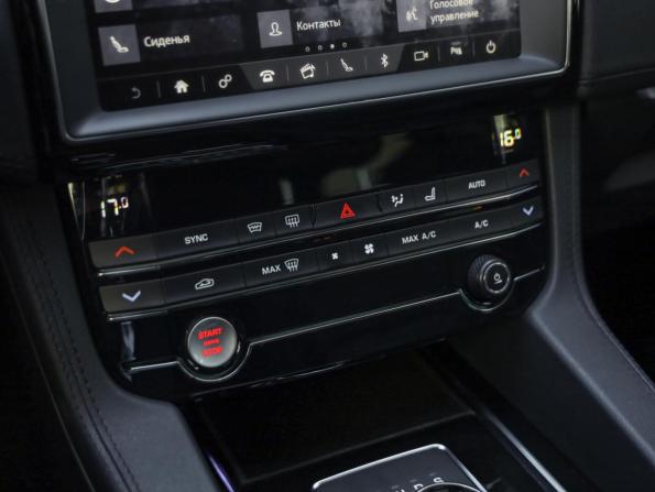 Jaguar F-Pace I с пробегом 2020 года, цена 3 166 000 рублей, 88513 км, внедорожник, Автокод Объявления
