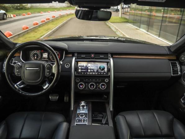 Land Rover Discovery V с пробегом 2018 года, цена 3 699 000 рублей, 161893 км, внедорожник, Автокод Объявления