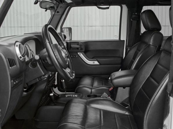 Jeep Wrangler III (JK) с пробегом 2012 года, цена 2 420 000 рублей, 145961 км, внедорожник, Автокод Объявления