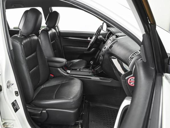 Kia Sorento II Рестайлинг с пробегом 2019 года, цена 2 544 000 рублей, 146142 км, внедорожник, Автокод Объявления