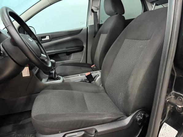 Ford Focus II Рестайлинг с пробегом 2010 года, цена 540 000 рублей, 145655 км, седан, Автокод Объявления
