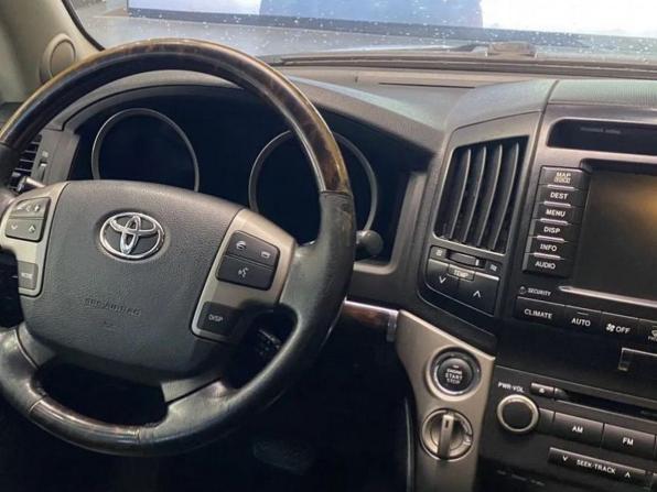 Toyota Land Cruiser 200 Series с пробегом 2008 года, цена 1 959 000 рублей, 500706 км, внедорожник, Автокод Объявления