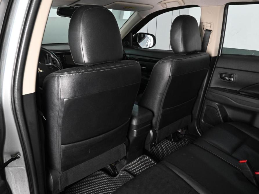 Mitsubishi Outlander III Рестайлинг Ростов-на-Дону  - изображение 11