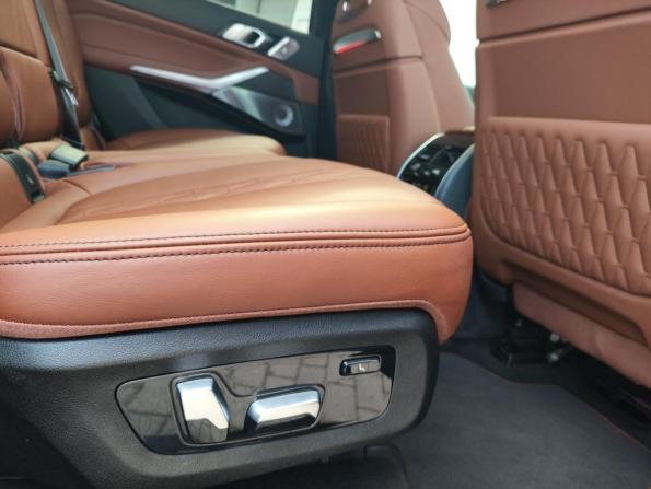 BMW X7 I (G07) Рестайлинг с пробегом 2023 года, цена 11 990 000 рублей, 63896 км, внедорожник, Автокод Объявления